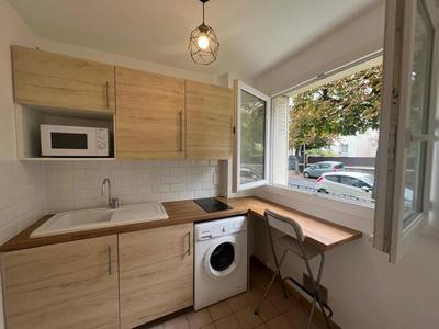 Studio - 28 m² - 1 pièce