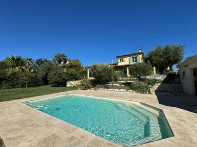 Villa - 230 m² - 5 pièces
