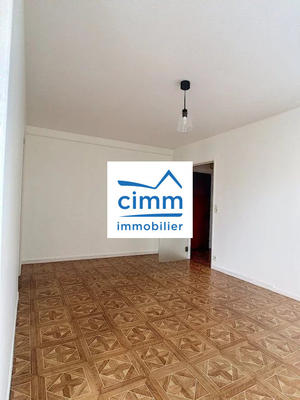 Appartement - 72 m² - 4 pièces