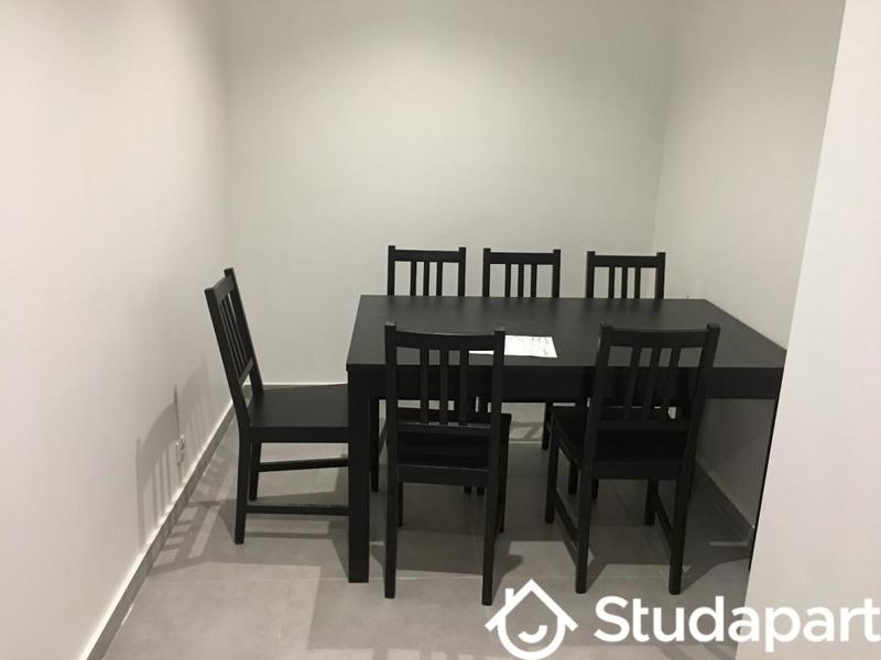 Chambre - 12 m² - 1 pièce