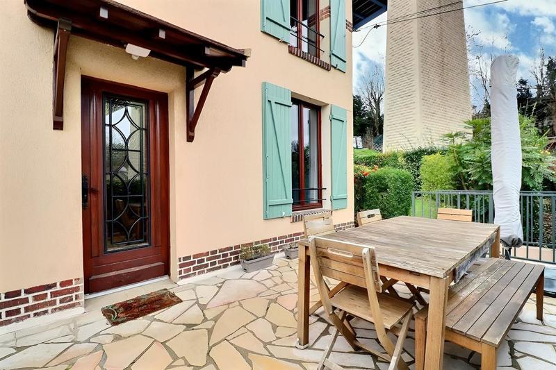 Maison de ville - 76 m² - 4 pièces