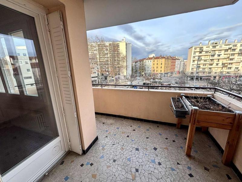 Appartement - 83 m² - 3 pièces