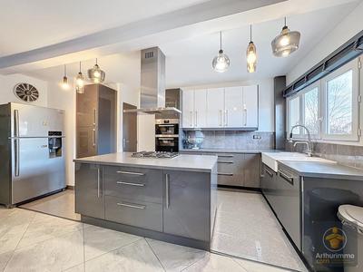 Maison - 130 m² - 3 pièces