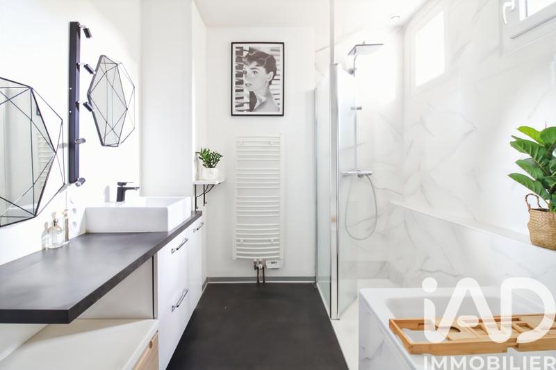 Maison de ville - 170 m² - 10 pièces