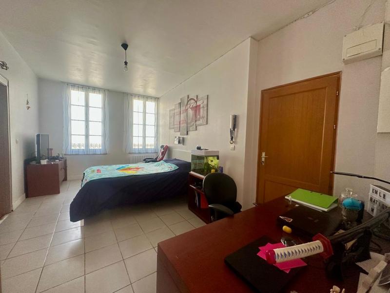 Maison - 295 m² - 7 pièces