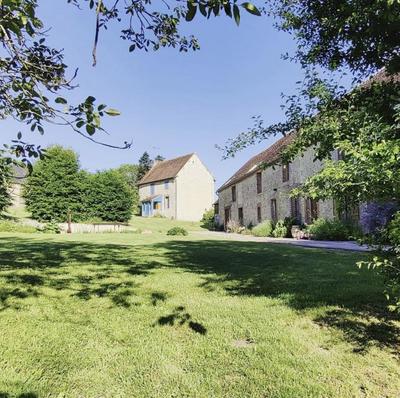 Maison de campagne - 245 m² - 11 pièces