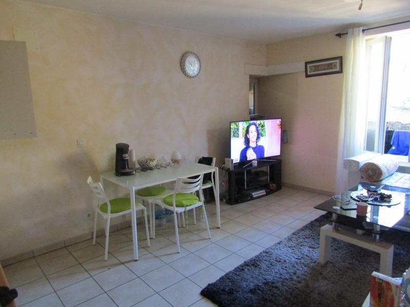 Appartement - 64 m² - 7 pièces