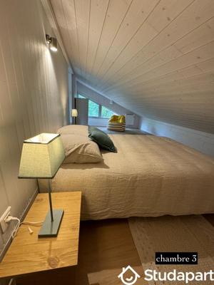 Chambre - 15 m² - 1 pièce