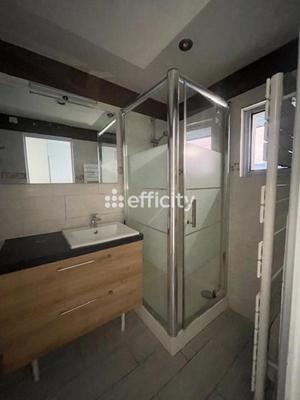 Maison - 85 m² - 5 pièces