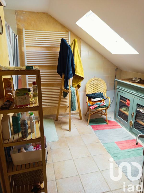 Maison - 234 m² - 8 pièces