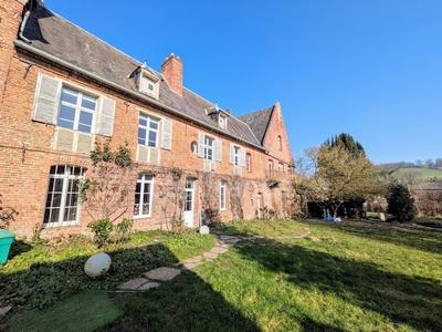 Maison - 534 m² - 16 pièces