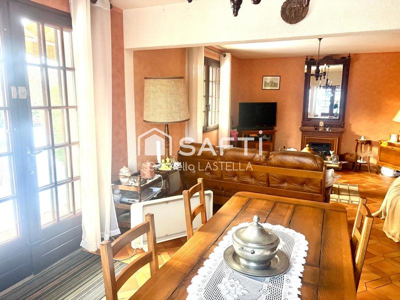 Maison - 188 m² - 5 pièces