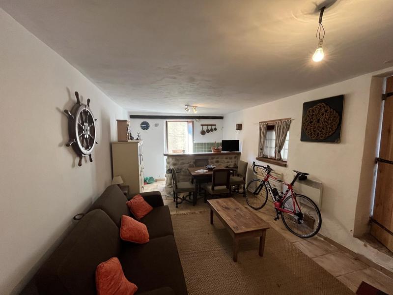 Maison de village - 84 m² - 3 pièces