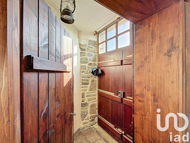 Maison - 180 m² - 5 pièces