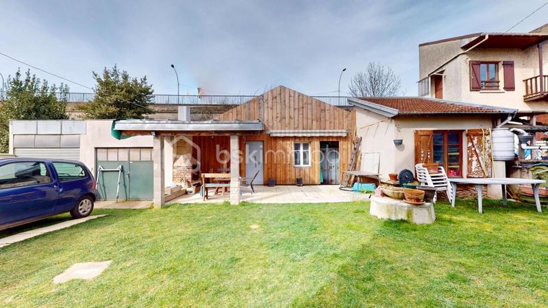 Maison - 122 m² - 6 pièces