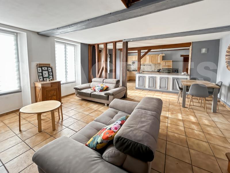 Maison - 90 m² - 3 pièces