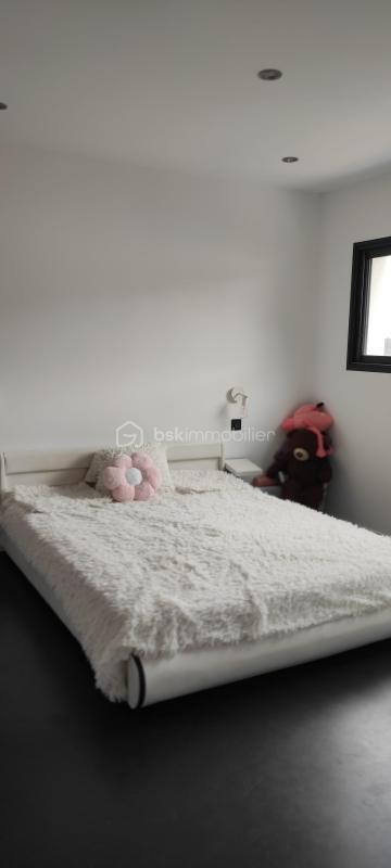 Maison - 157 m² - 5 pièces