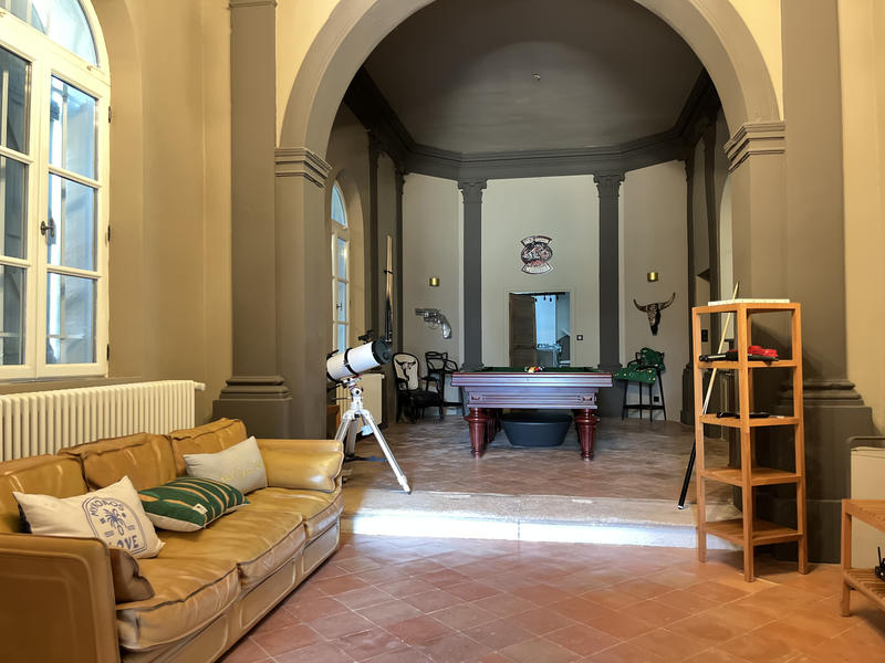 Mas - 730 m² - 11 pièces