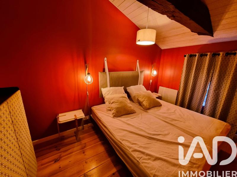 Maison - 231 m² - 13 pièces