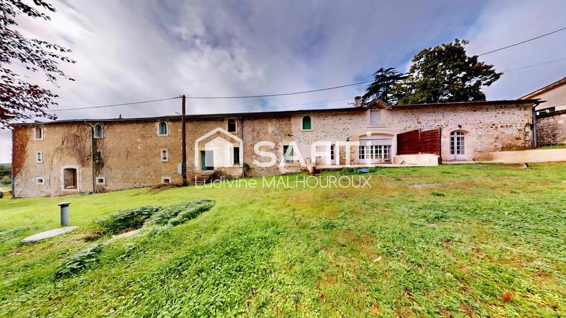 Maison - 377 m² - 15 pièces