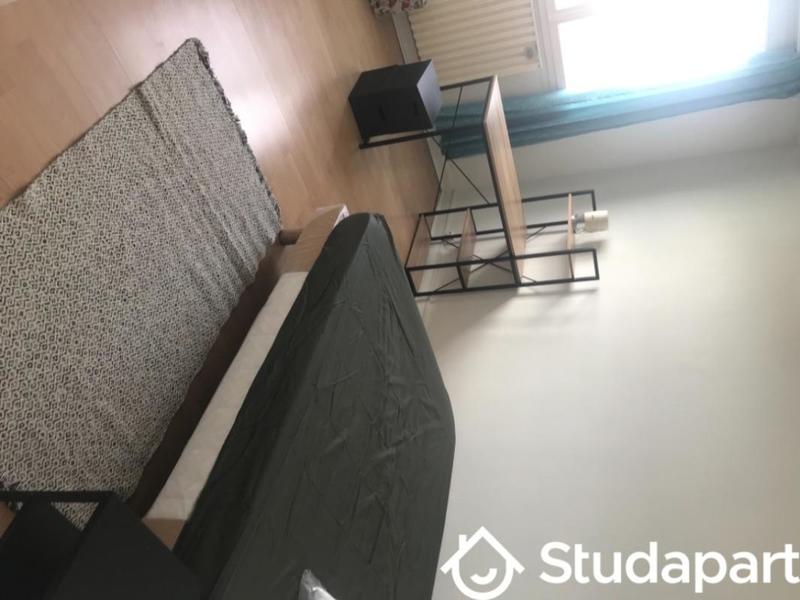 Chambre - 12 m² - 1 pièce