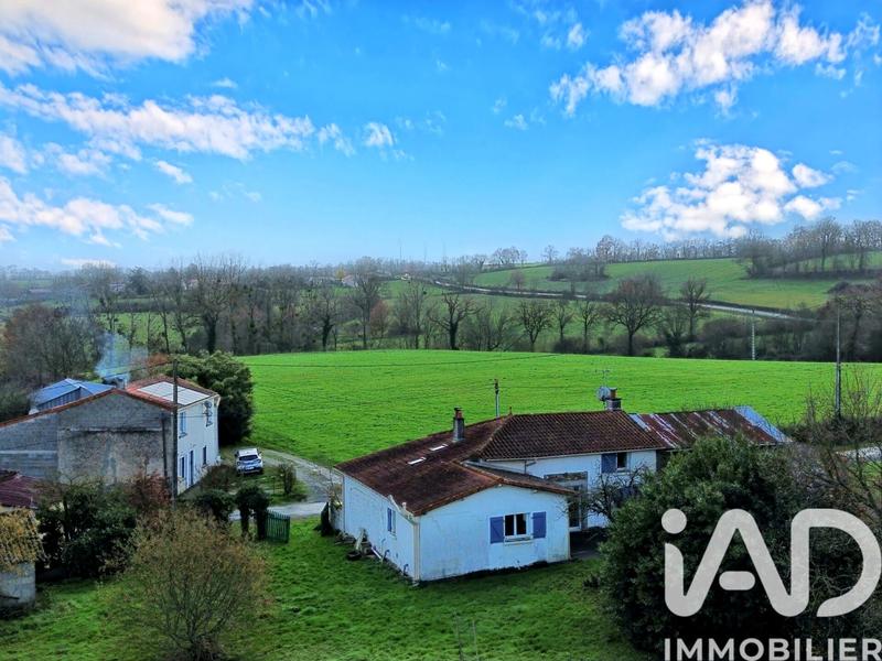 Maison de village - 115 m² - 4 pièces