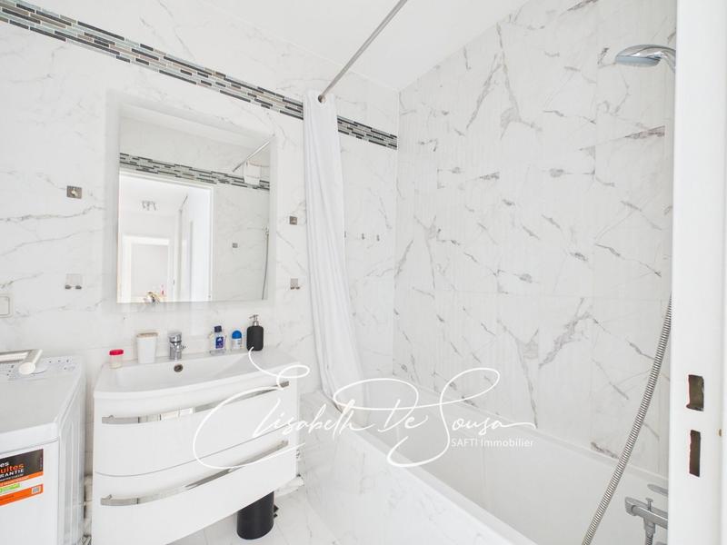 Appartement - 61 m² - 3 pièces