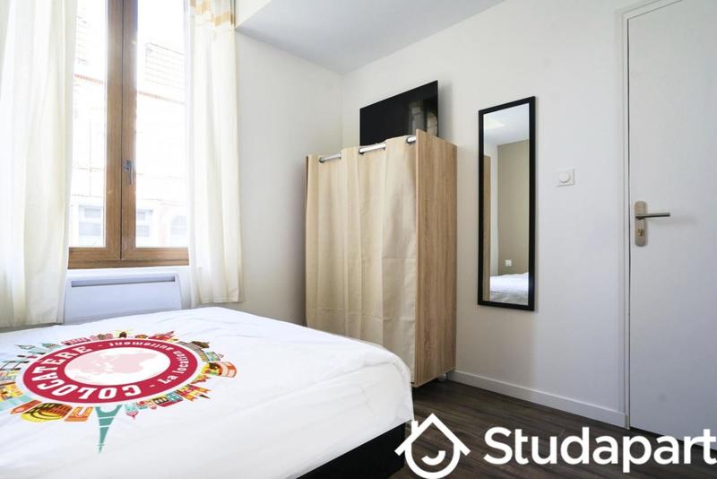 Chambre - 12 m² - 1 pièce