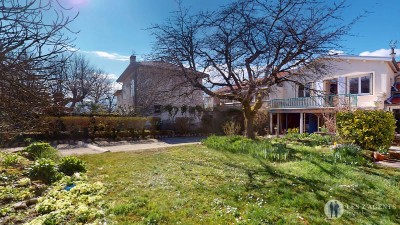 Maison - 176 m² - 5 pièces