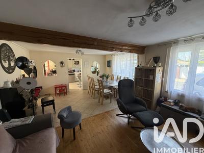 Maison - 140 m² - 6 pièces