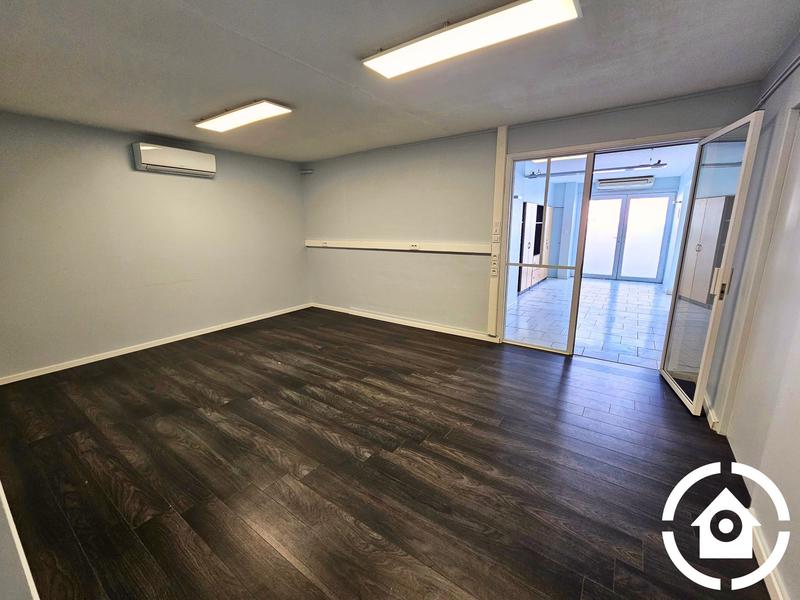 Local d'activités - 120 m²