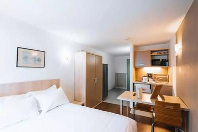 Studio - 20 m² - 1 pièce