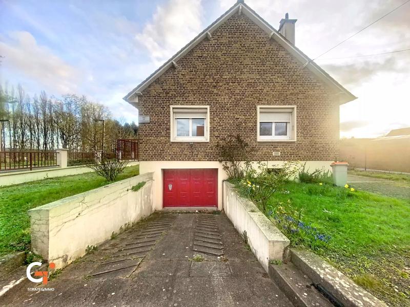 Maison - 90 m² - 5 pièces