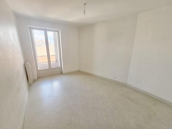 Appartement - 72 m² - 4 pièces