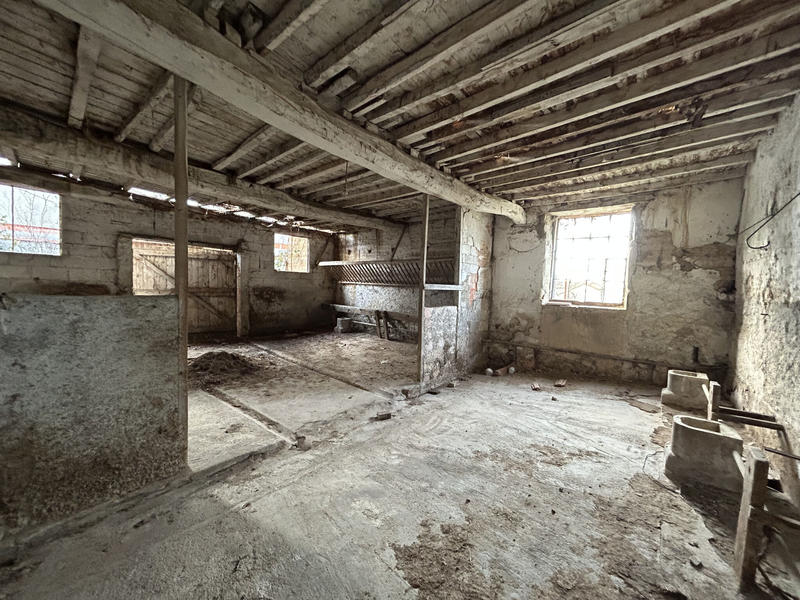 Maison - 90 m² - 1 pièce