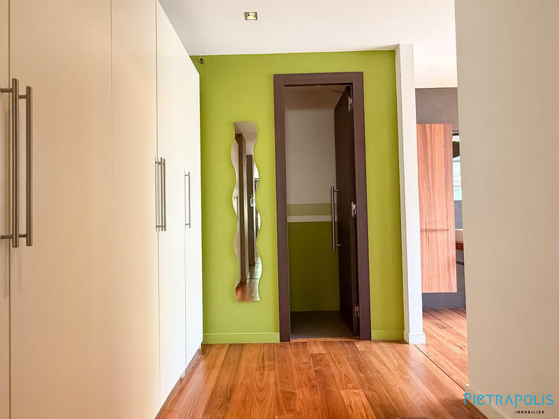 Appartement - 171 m² - 5 pièces