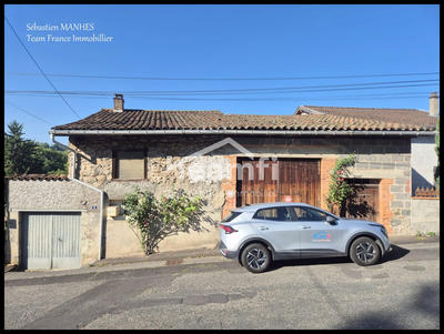 Maison - 90 m² - 6 pièces