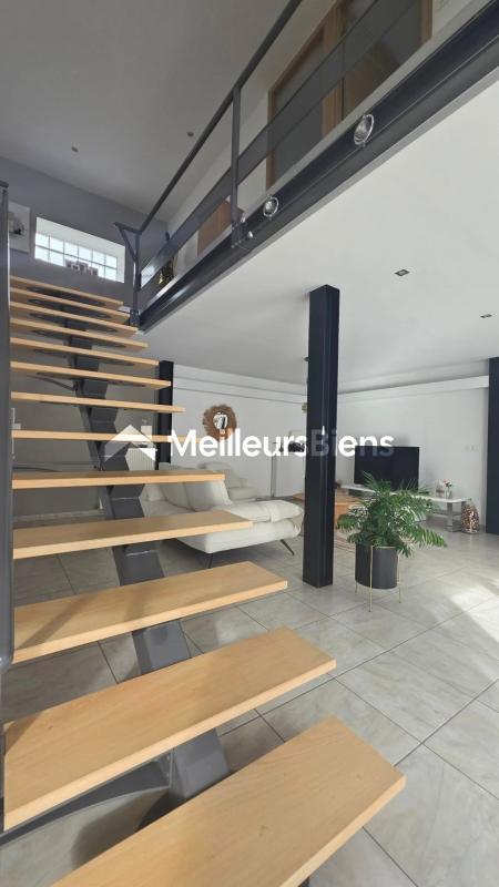 Maison - 150 m² - 4 pièces