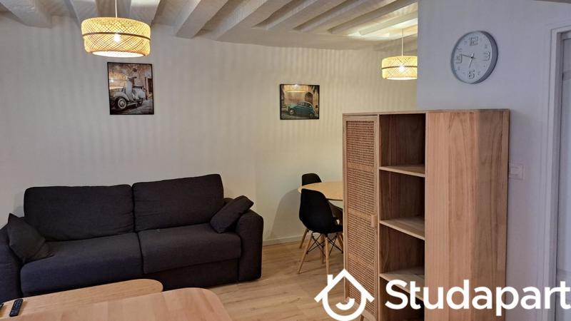 Chambre - 11 m² - 1 pièce