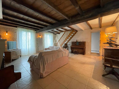 Maison - 143 m² - 4 pièces