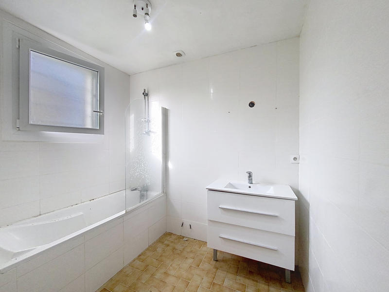 Maison - 137 m² - 6 pièces