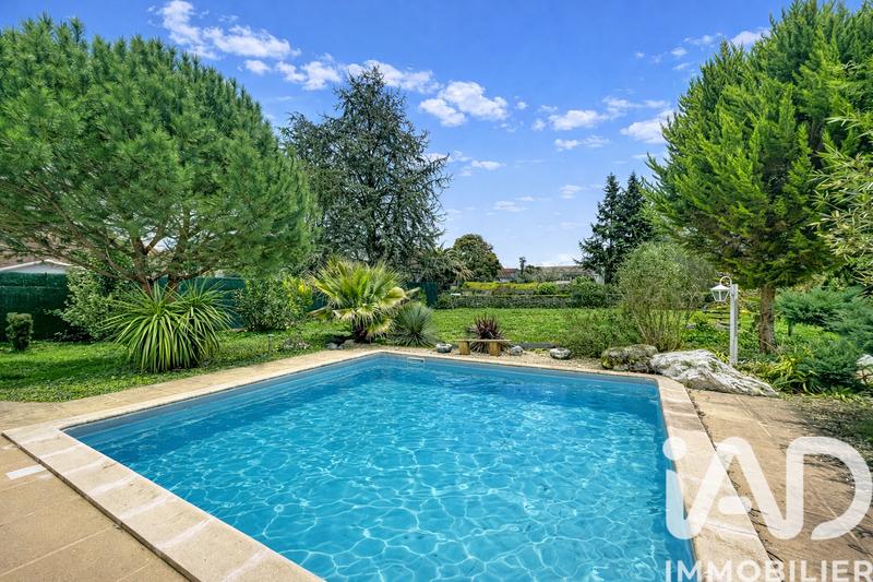 Maison de ville - 315 m² - 7 pièces