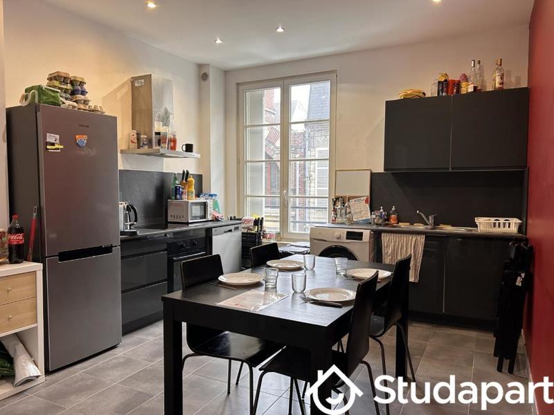 Chambre - 11 m² - 1 pièce