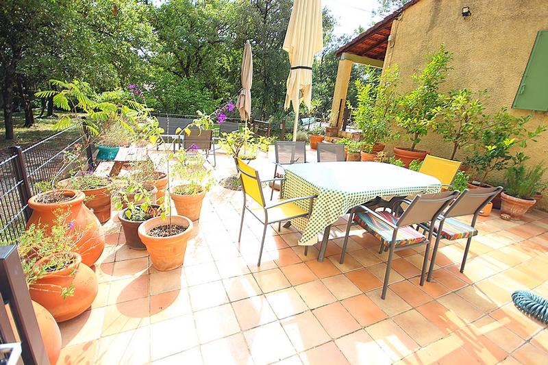 Villa - 137 m² - 5 pièces