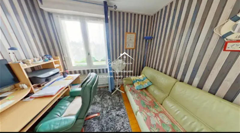 Maison traditionnelle - 97 m² - 5 pièces