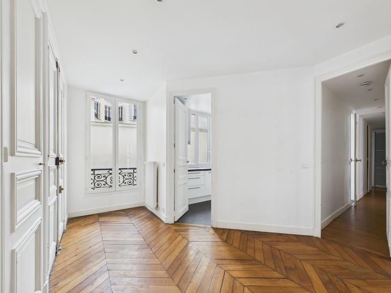 Appartement - 121 m² - 4 pièces