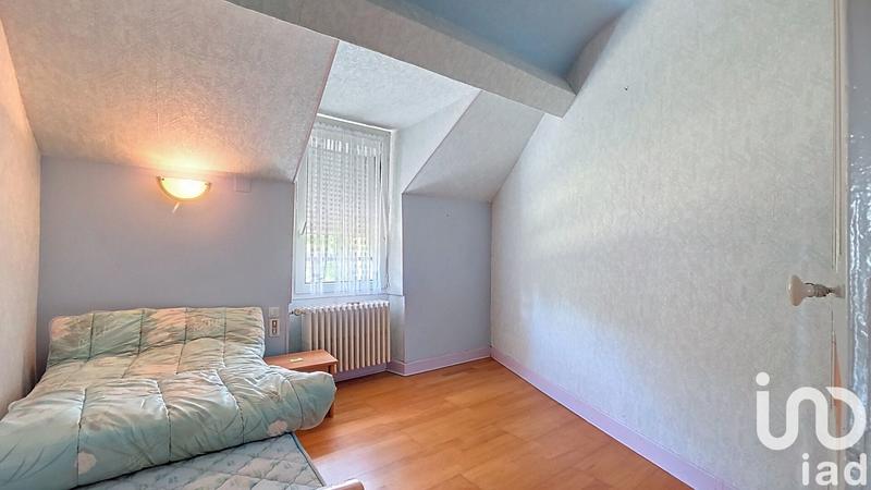 Maison - 215 m² - 9 pièces