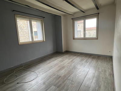 Maison - 91 m² - 5 pièces