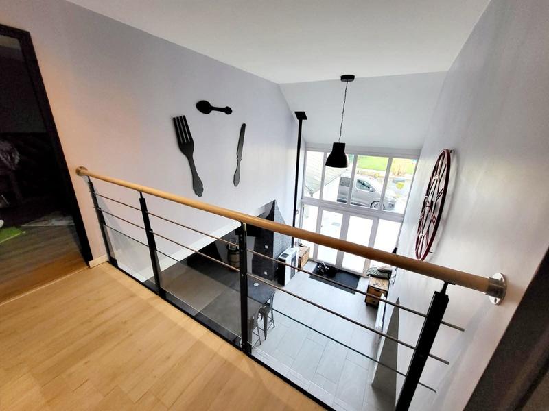 Maison - 218 m² - 6 pièces