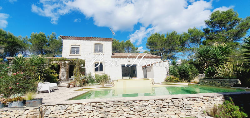 Maison - 182 m² - 5 pièces